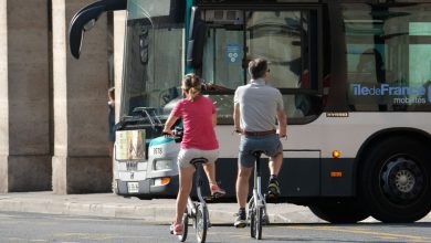 Un chauffeur de bus semble se vanter d’avoir intimidé un cycliste… La RATP le licencie